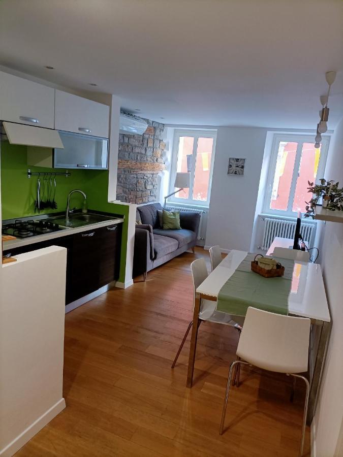 Apartamento La Tana Di Alice Múggia Exterior foto