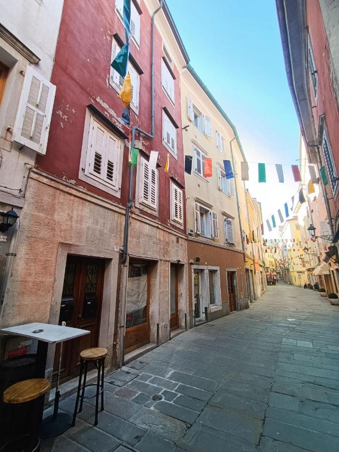 Apartamento La Tana Di Alice Múggia Exterior foto